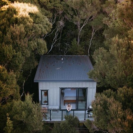 Treehouse Hideaway At Rekindle Tree Houses Opua Exteriér fotografie